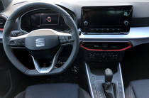 SEAT Arona FR