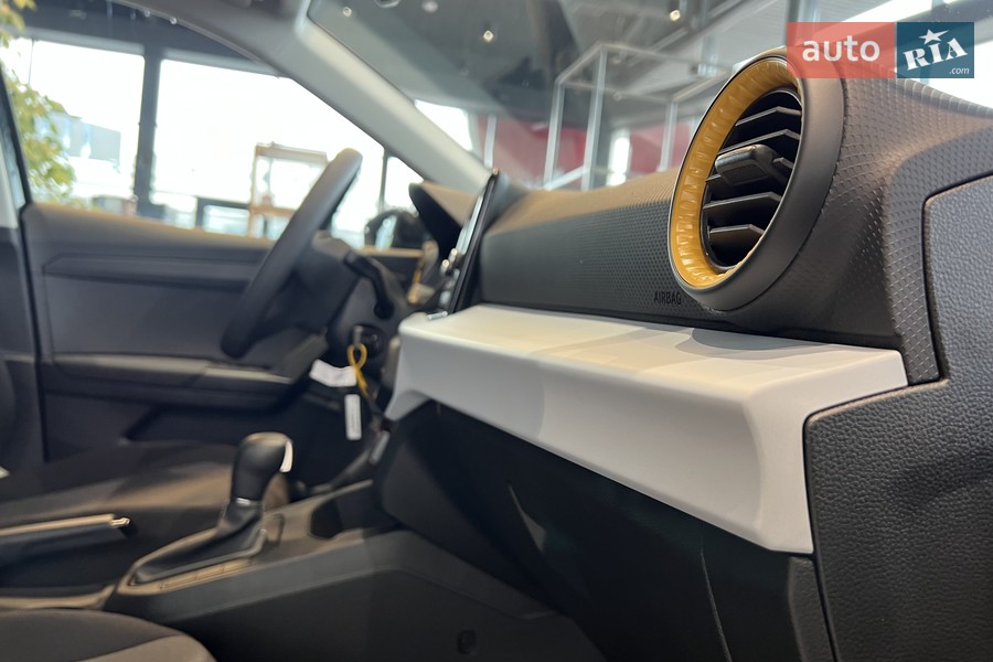 SEAT Arona - фото 24
