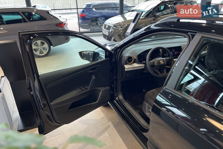 SEAT Arona - фото 15