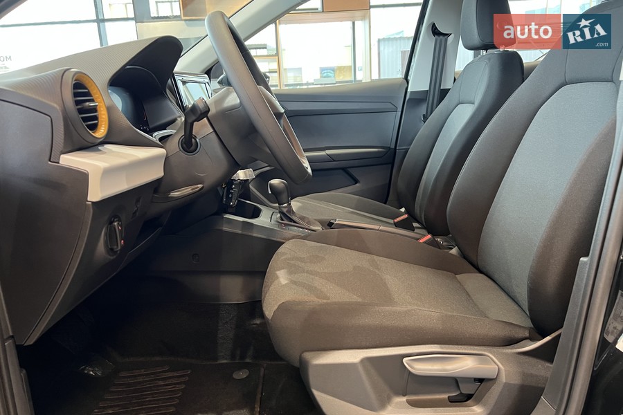 SEAT Arona - фото 16