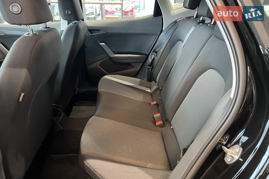 SEAT Arona - фото 27
