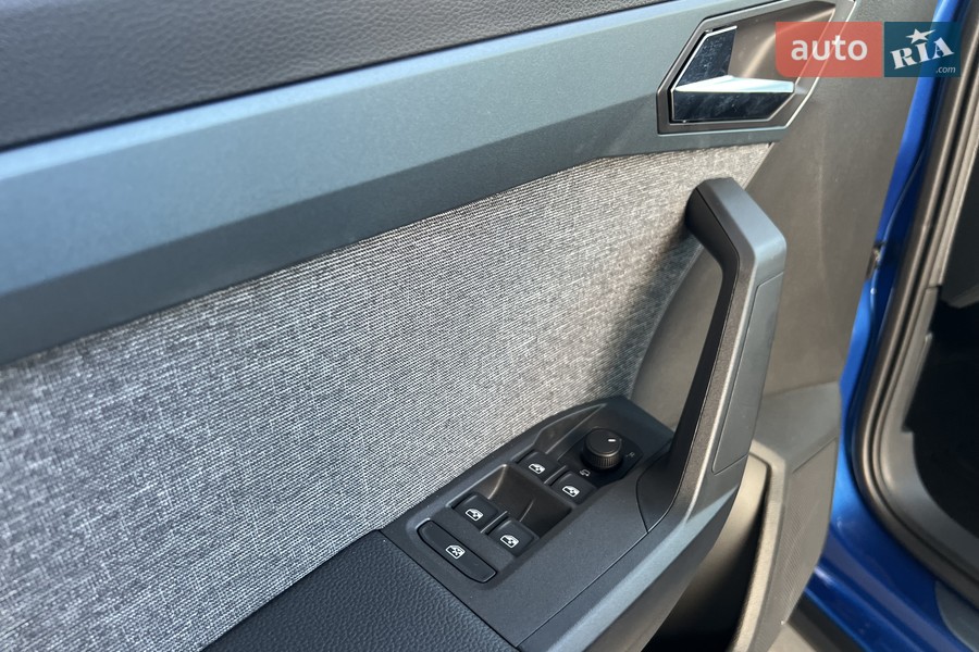 SEAT Arona - фото 18