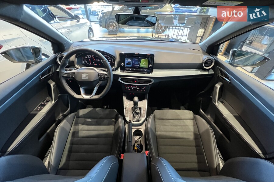 SEAT Arona - фото 18