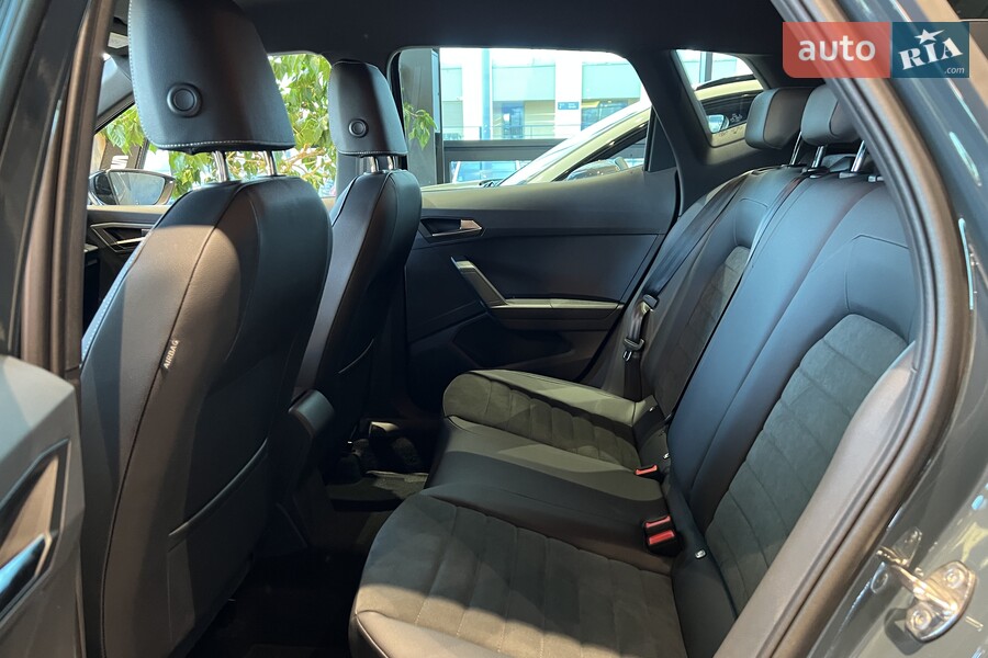 SEAT Arona - фото 17