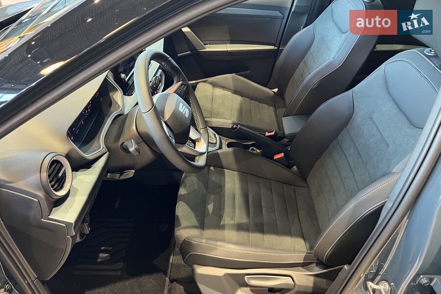 SEAT Arona - фото 15