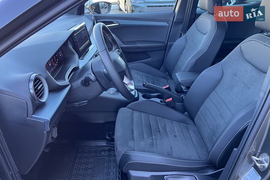 SEAT Arona - фото 20