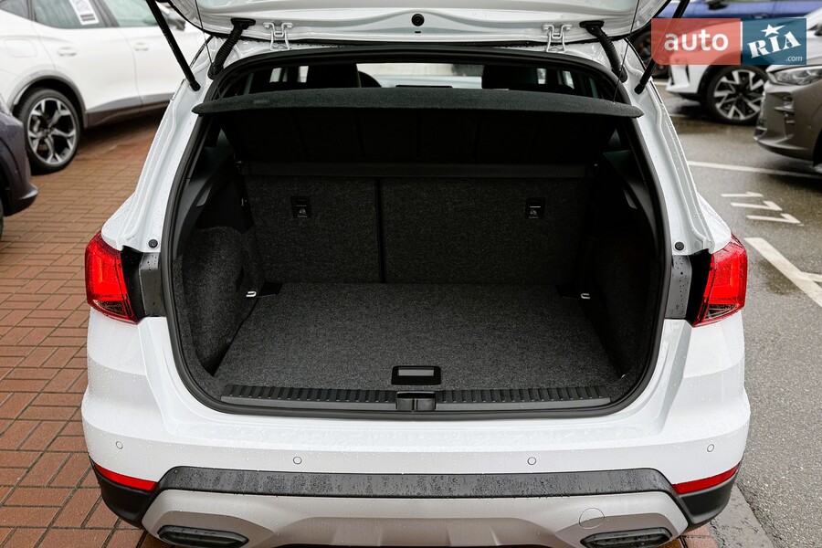 SEAT Arona - фото 11