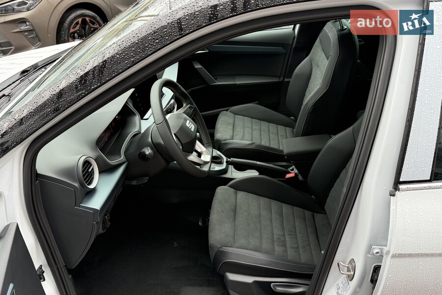 SEAT Arona - фото 15