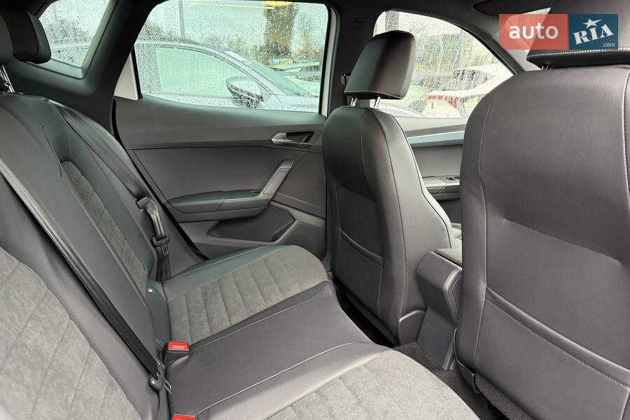 SEAT Arona - фото 28
