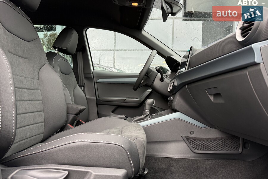 SEAT Arona - фото 27
