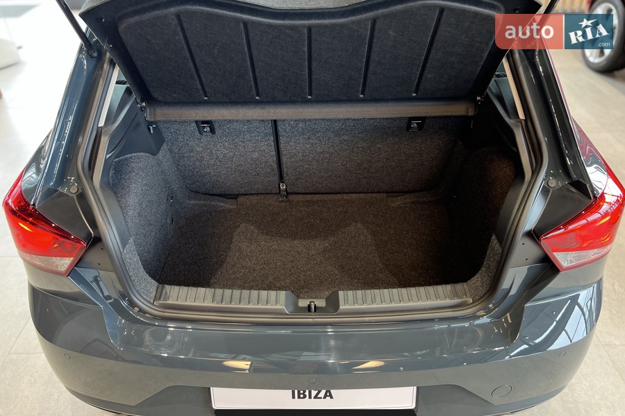 SEAT Ibiza - фото 26