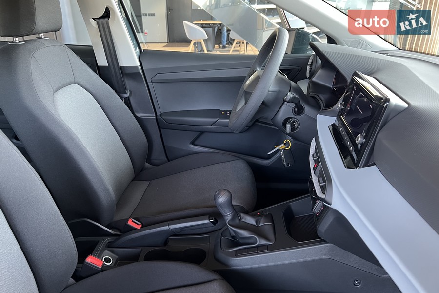 SEAT Ibiza - фото 14