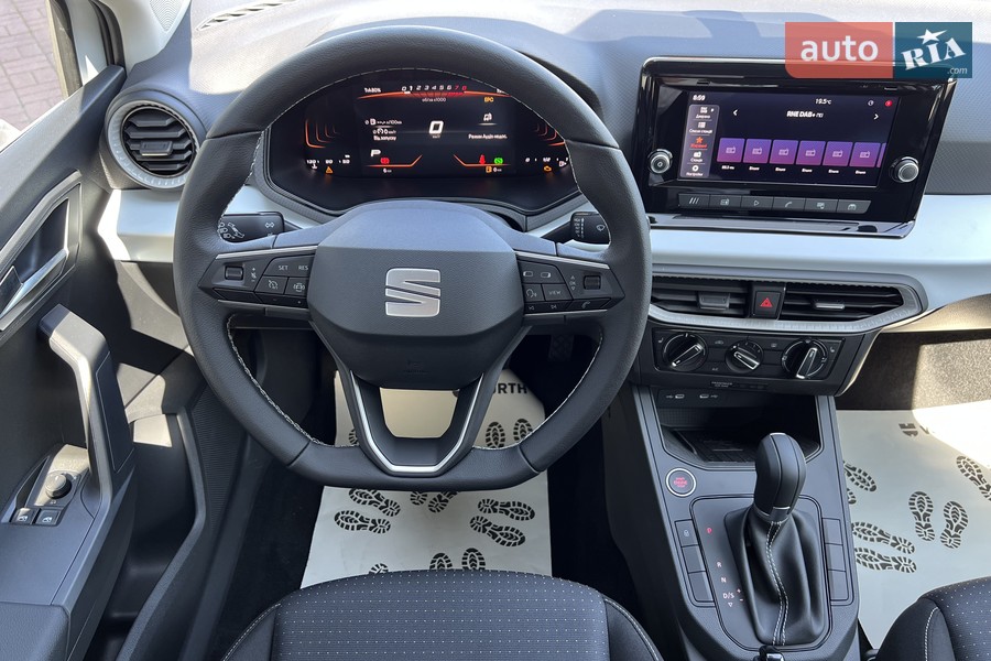 SEAT Ibiza - фото 16