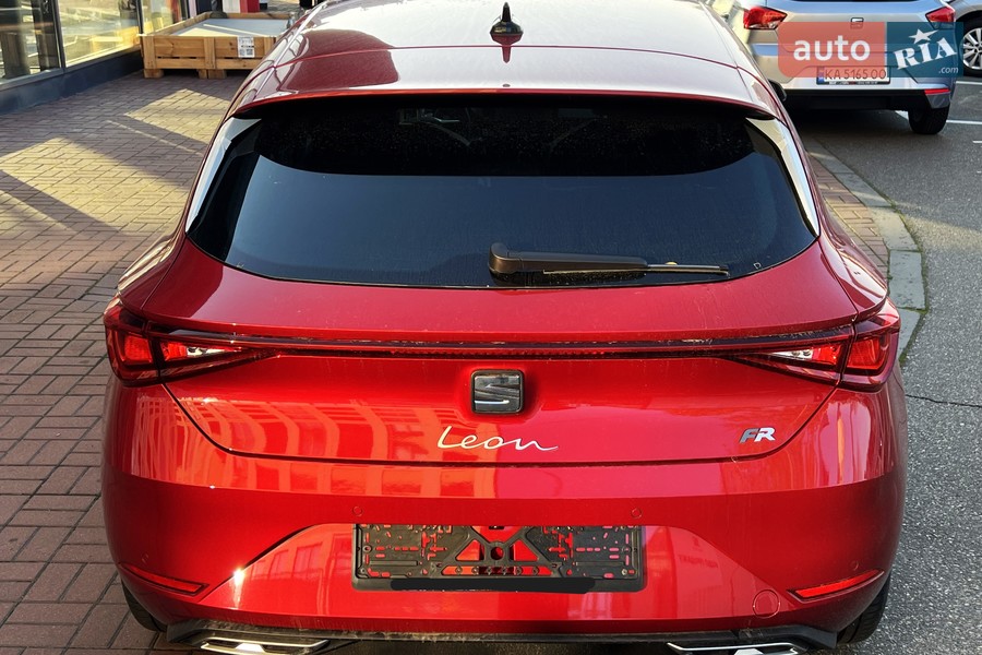 SEAT Leon - фото 10