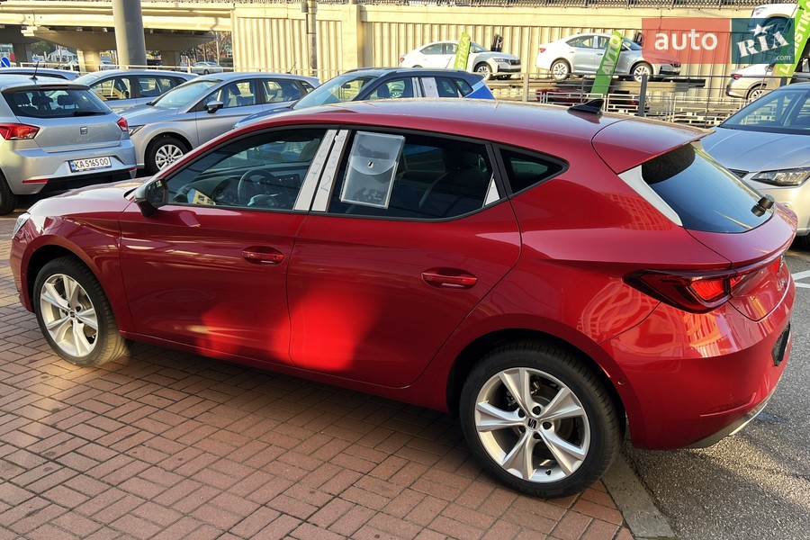 SEAT Leon - фото 9