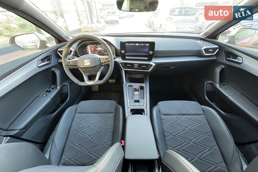 SEAT Leon - фото 17