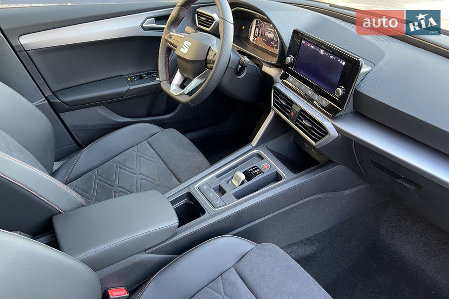 SEAT Leon - фото 35
