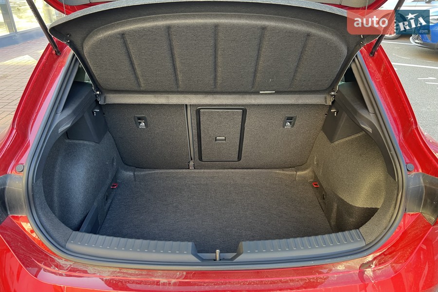 SEAT Leon - фото 14