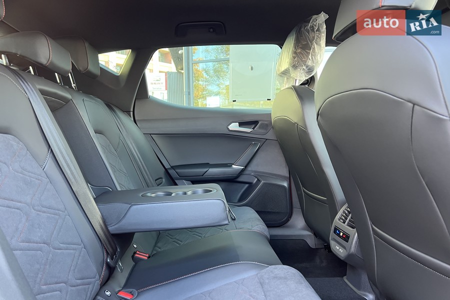 SEAT Leon - фото 32