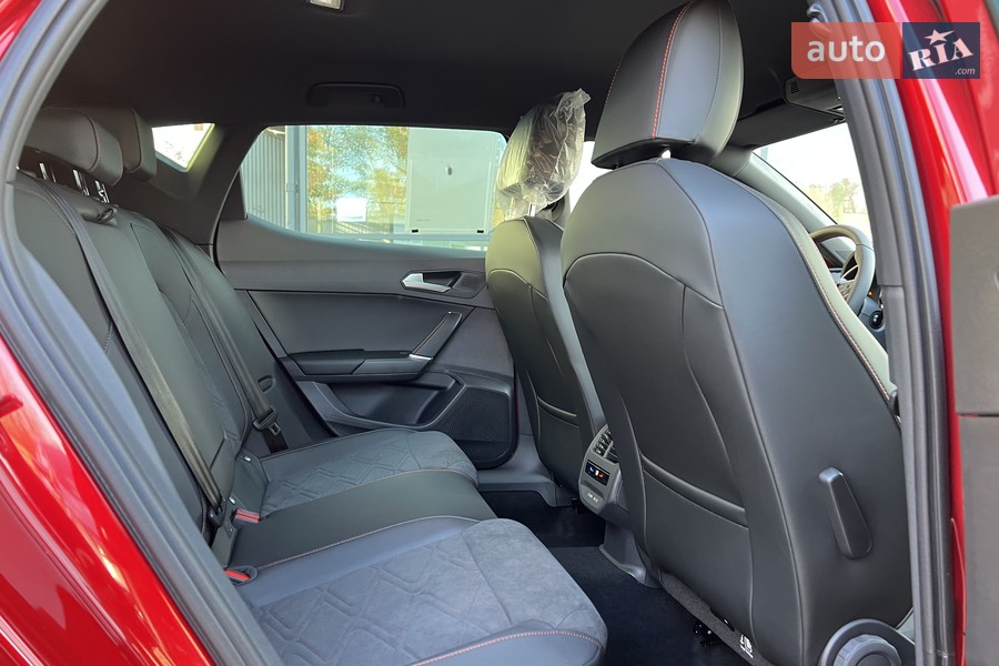 SEAT Leon - фото 30