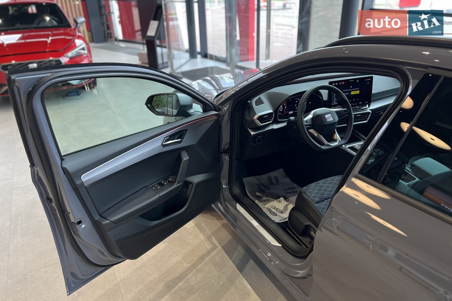 SEAT Leon - фото 14