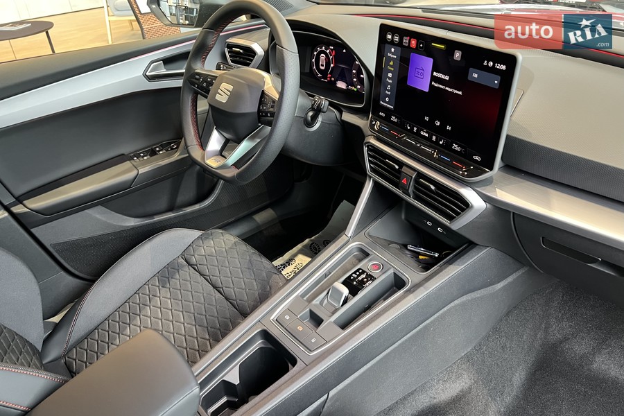 SEAT Leon - фото 25
