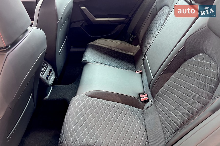 SEAT Leon - фото 31