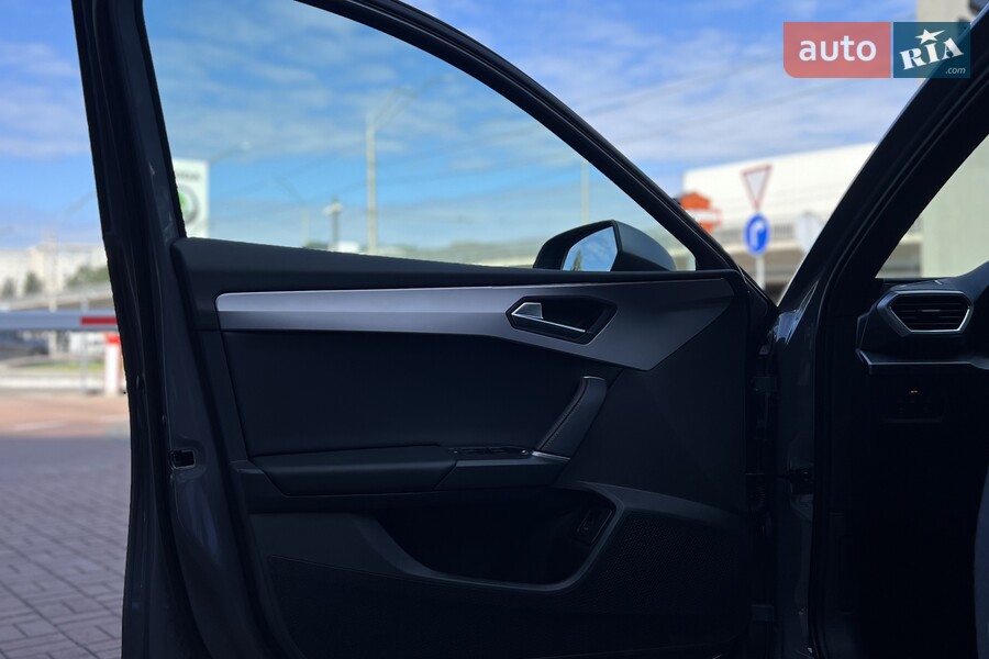 SEAT Leon - фото 13