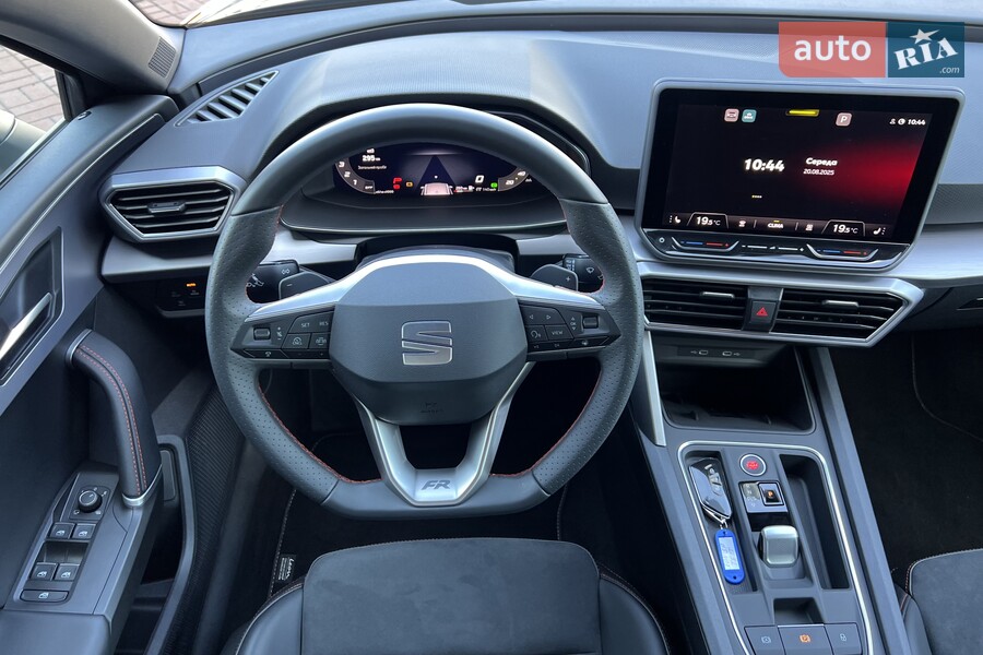 SEAT Leon - фото 14