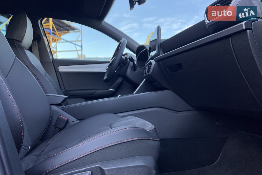 SEAT Leon - фото 15