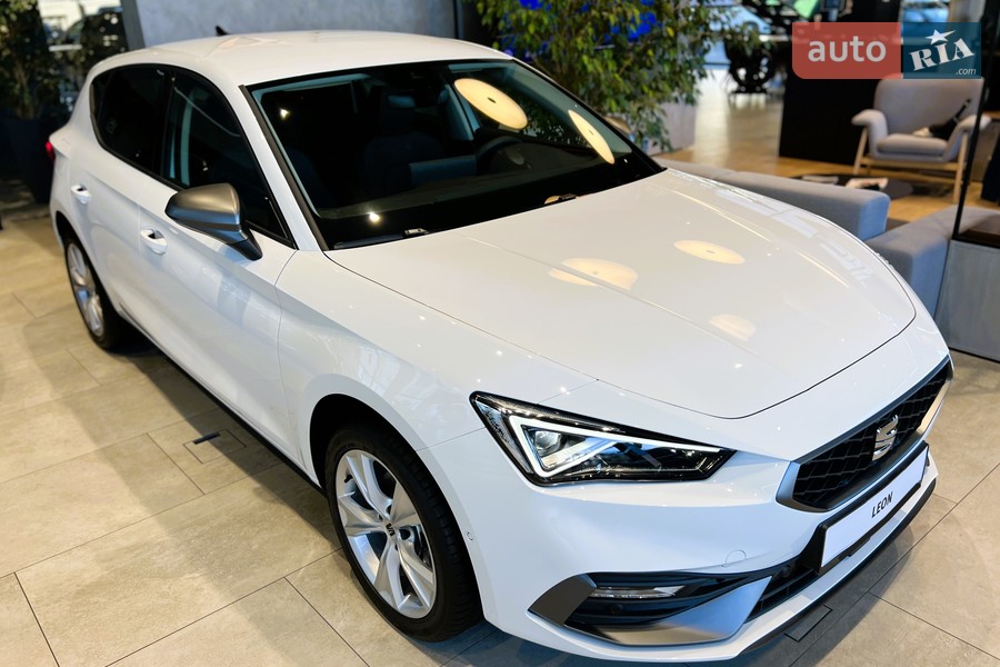 SEAT Leon - фото 1