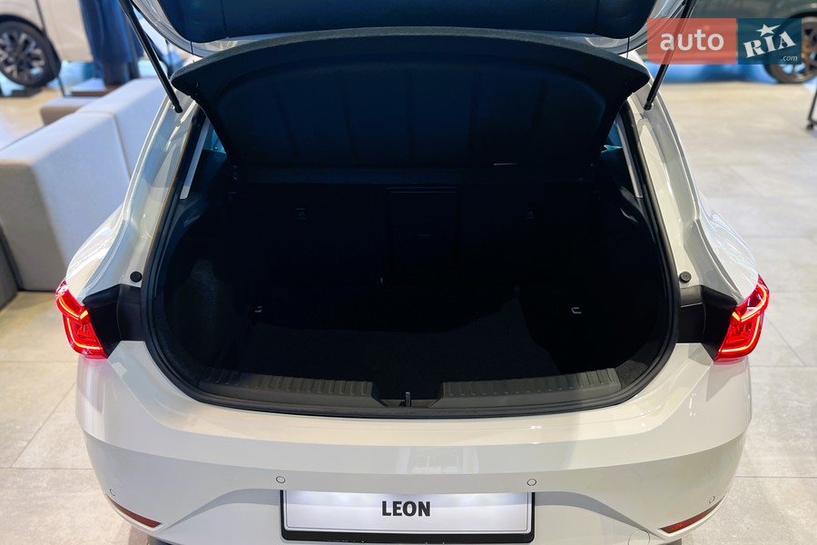 SEAT Leon - фото 11