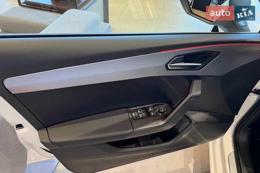 SEAT Leon - фото 13