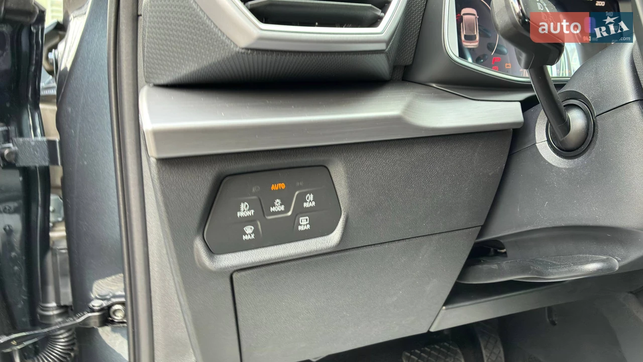 SEAT-19