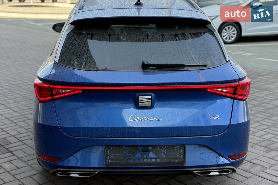 SEAT Leon - фото 8