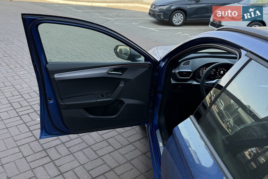 SEAT Leon - фото 12