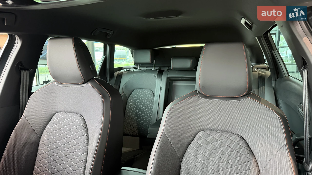 SEAT-11