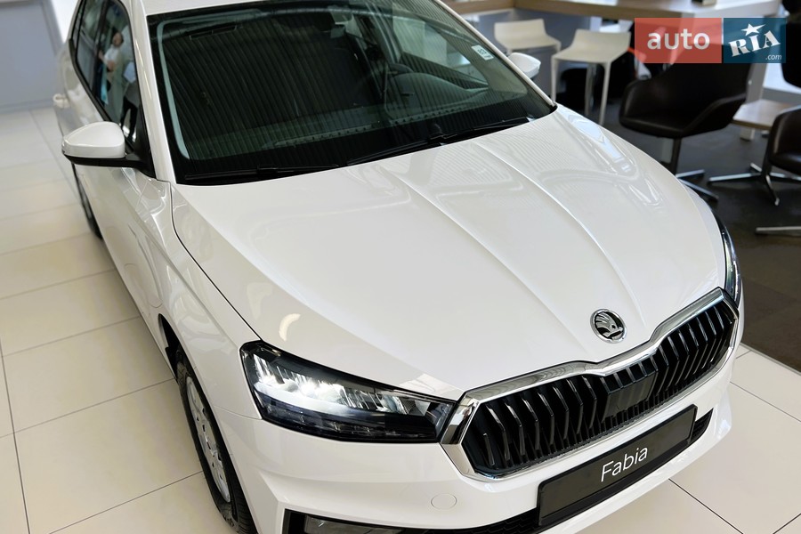 Skoda Fabia - фото 3