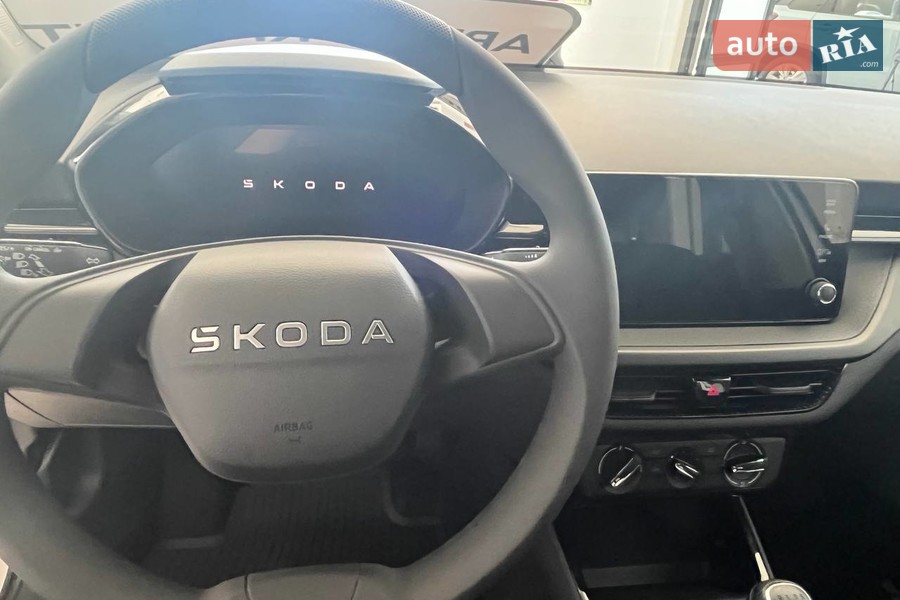 Skoda Fabia - фото 19