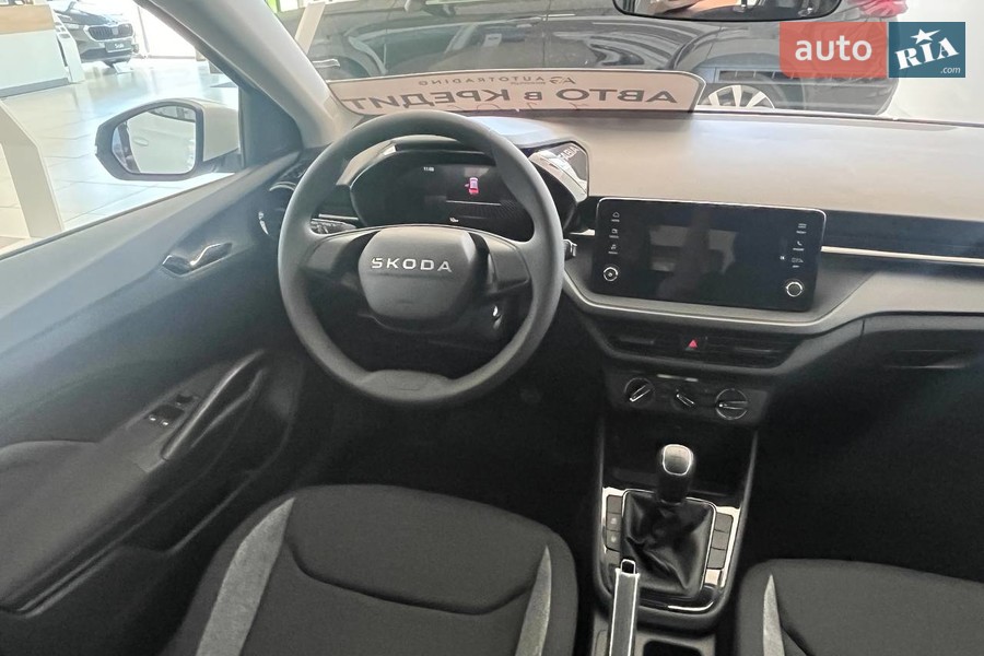 Skoda Fabia - фото 12