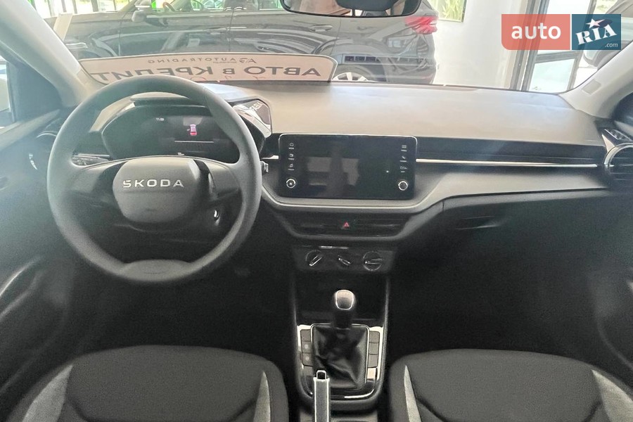 Skoda Fabia - фото 15