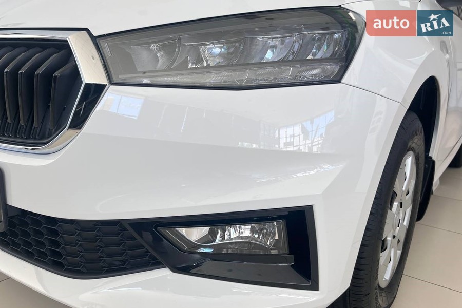 Skoda Fabia - фото 10