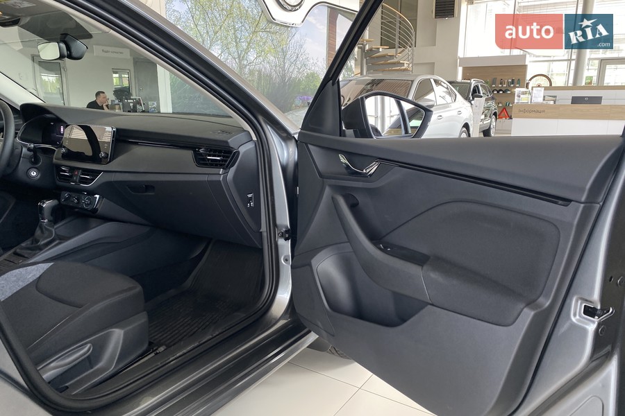 Skoda Kamiq - фото 11