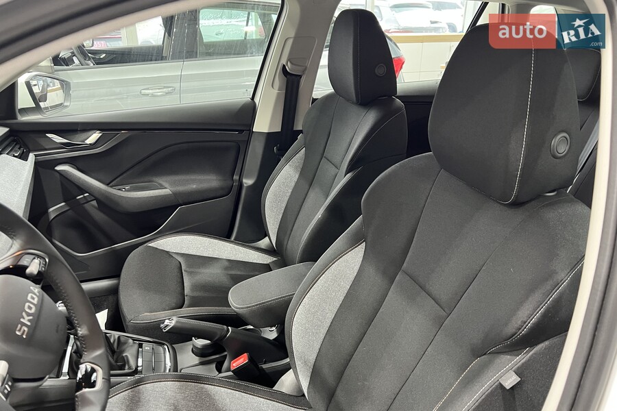 Skoda Kamiq - фото 12