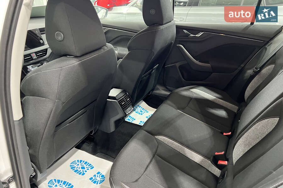 Skoda Kamiq - фото 16