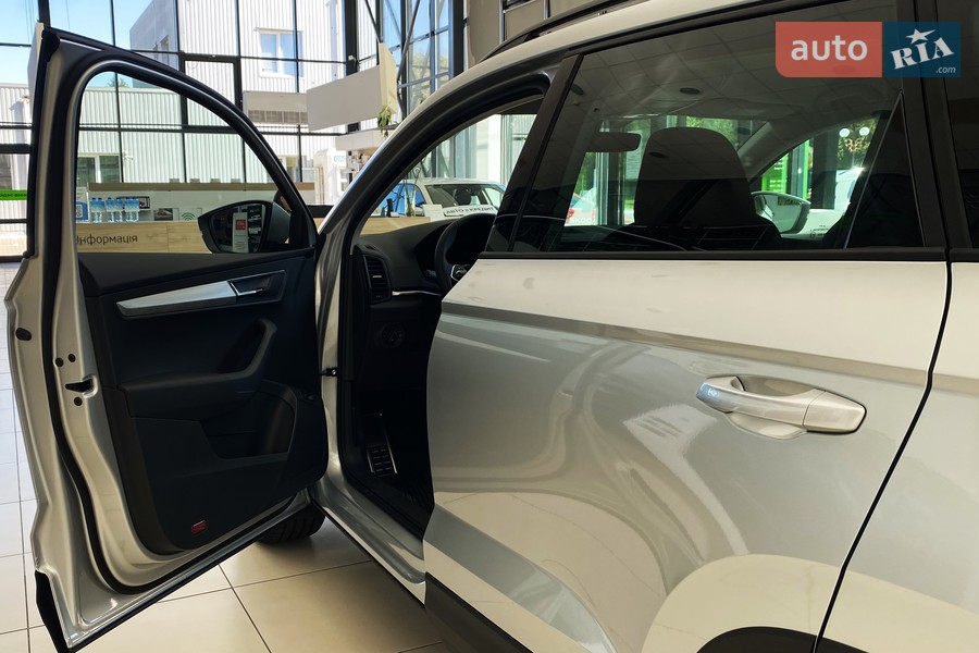 Skoda Karoq - фото 11