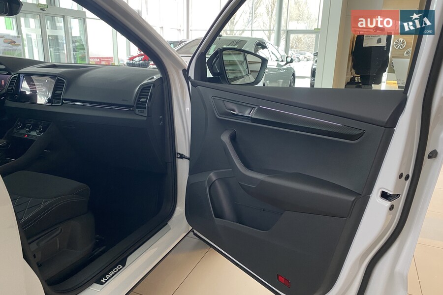 Skoda Karoq - фото 12
