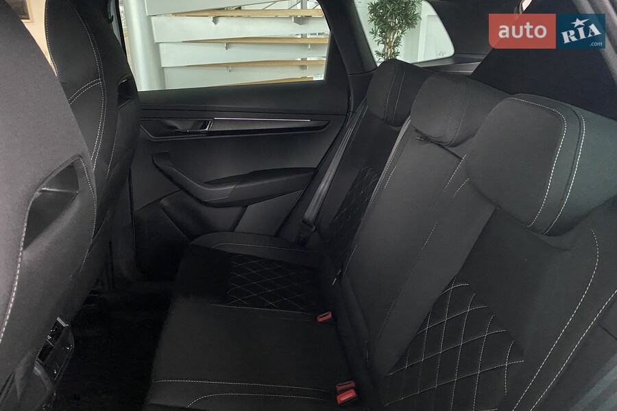 Skoda Karoq - фото 11