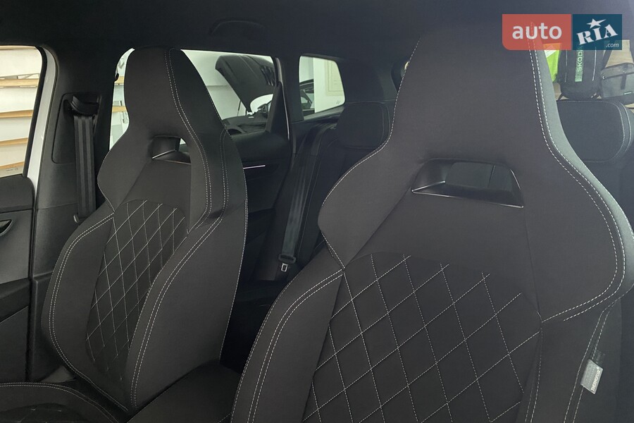 Skoda Karoq - фото 13