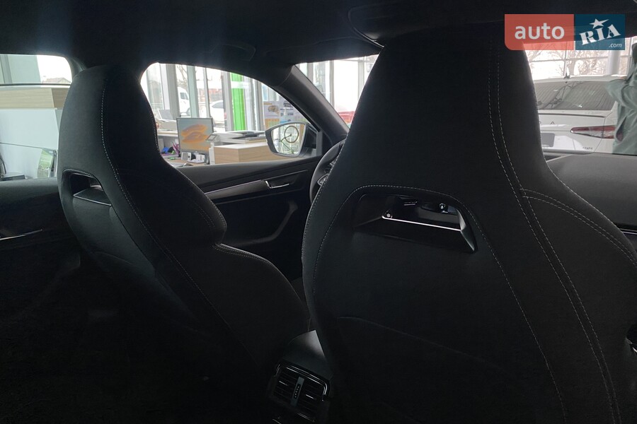 Skoda Karoq - фото 18